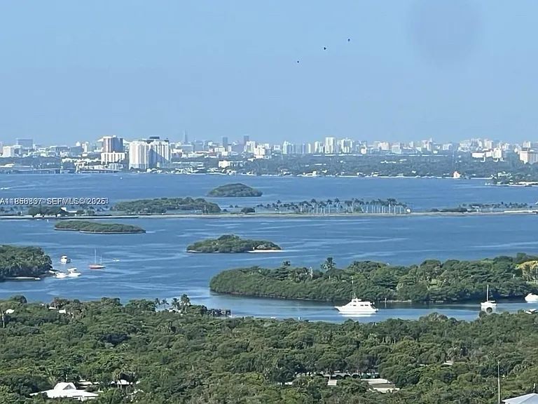 15811 Collins Ave #2805 — Photo 31