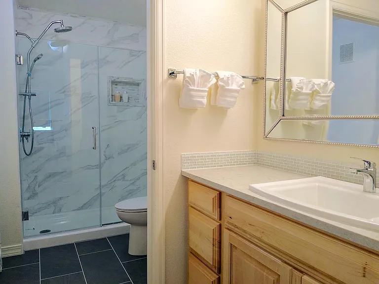 Master Bath/Ensuite