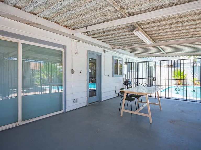 1313 Hillside Pl — Photo 17