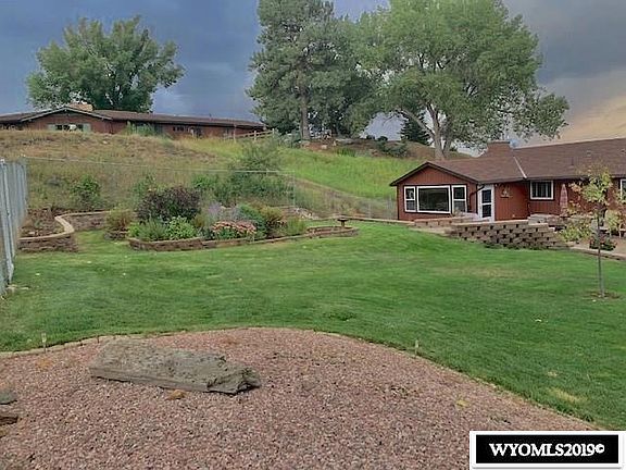 4th image of 336 Hobbit Hole Dr