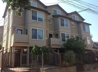 5010 12th Ave NE, Seattle, WA 98105