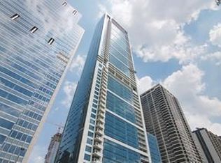 340 E Randolph St APT 803, Chicago, IL 60601