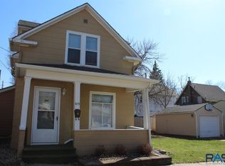 615 W 3rd St, Sioux Falls, SD 57104