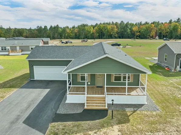 68 Diamondback Drive, Rochester, NH 03868