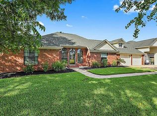 13618 Mount Vernon St, Santa Fe, TX 77510