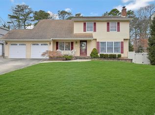 762 Durham Rd, Sayville, NY 11782