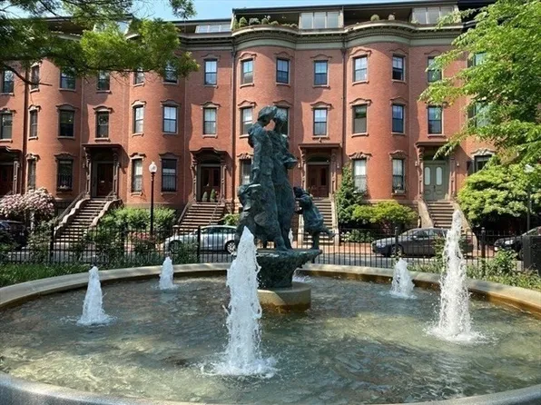 28 Worcester Sq APT 3, Boston, MA 02118