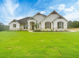 174 Briar Patch Rd, Azle, TX 76020