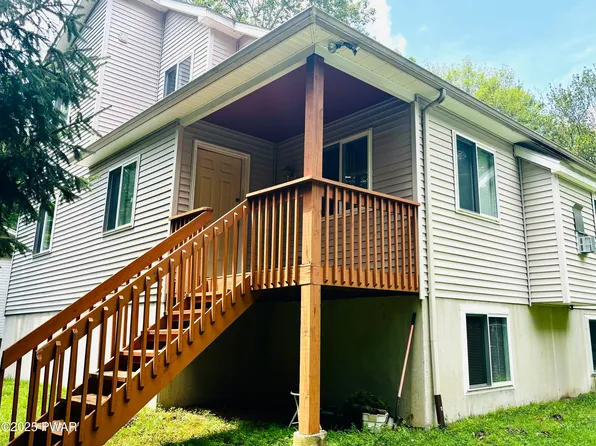 129 Skyview Rd, Dingmans Ferry, PA 18328