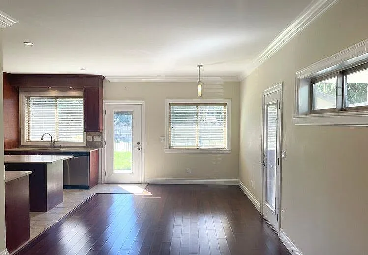 4460 Westminster Hwy #RENTAL — Photo 15