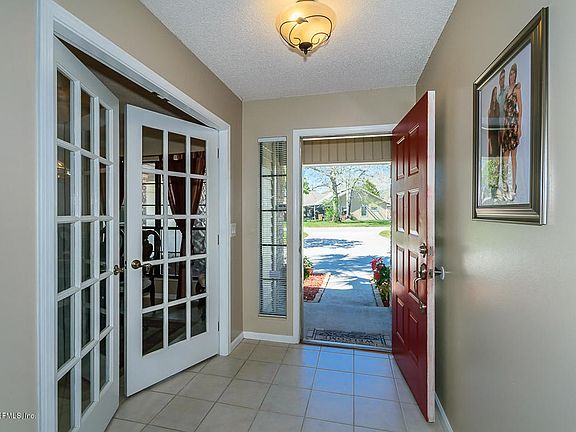 3rd image of 14368 Crystal Cove Dr S