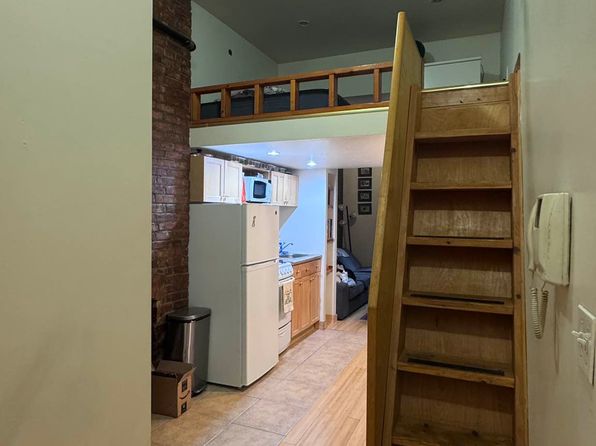 321 W 30th St APT B3
