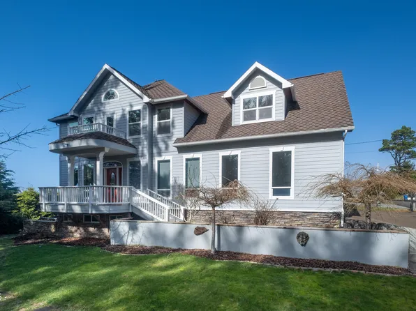 2825 NW Oar Ave, Lincoln City, OR 97367