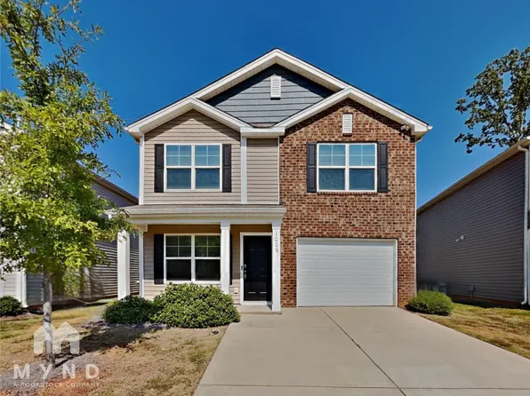 2042 Ryker Davis Ln, Charlotte, NC 28269