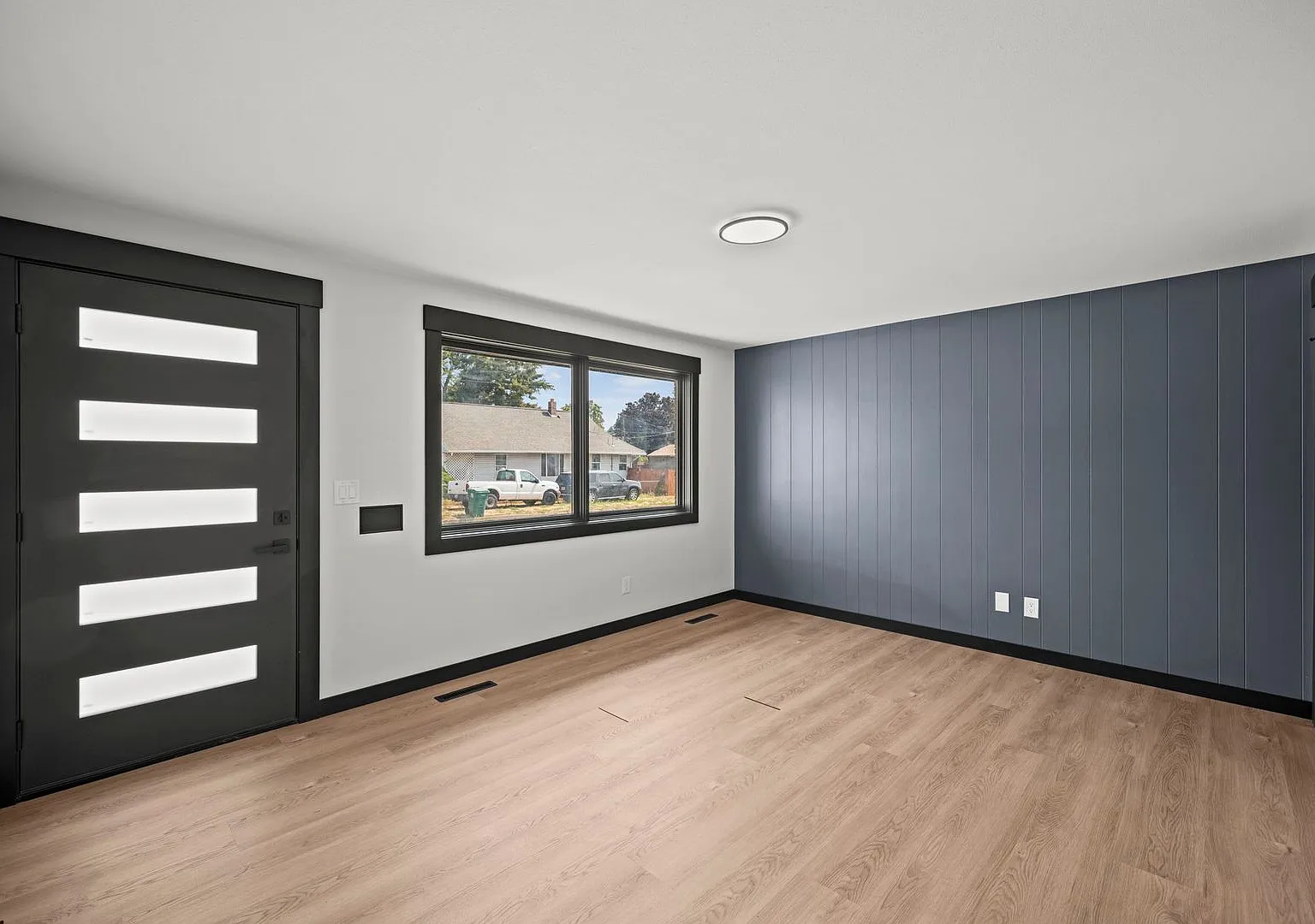 3717 N Perry St — Photo 1
