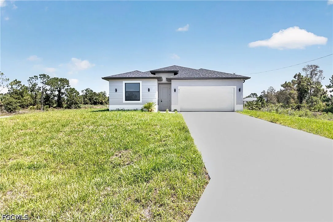 4 bed, 3.0 bath, 1715 sqft, $2,300 — Photo 3