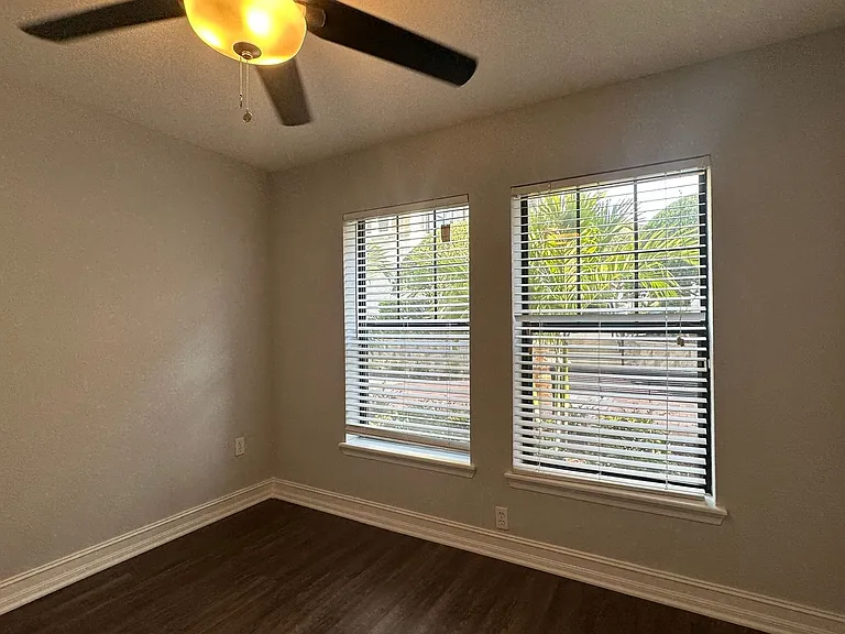 3720 Messina Dr — Photo 4