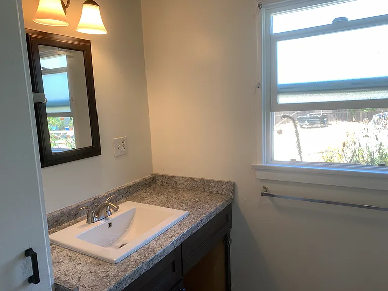 685 Anacapa Dr — Photo 13