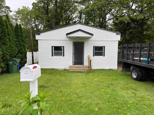 213 Ashland Ave, Egg Harbor Township, NJ 08234