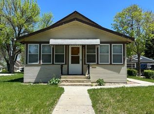 607 Rice Ave, Gregory, SD 57533