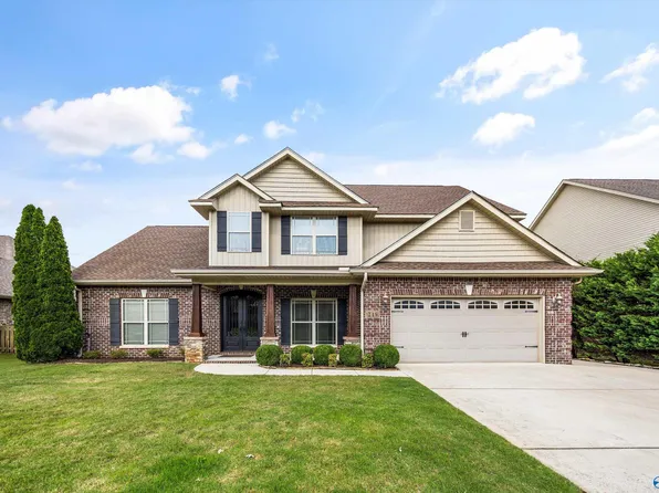 219 Meadow Wood Dr, Madison, AL 35756