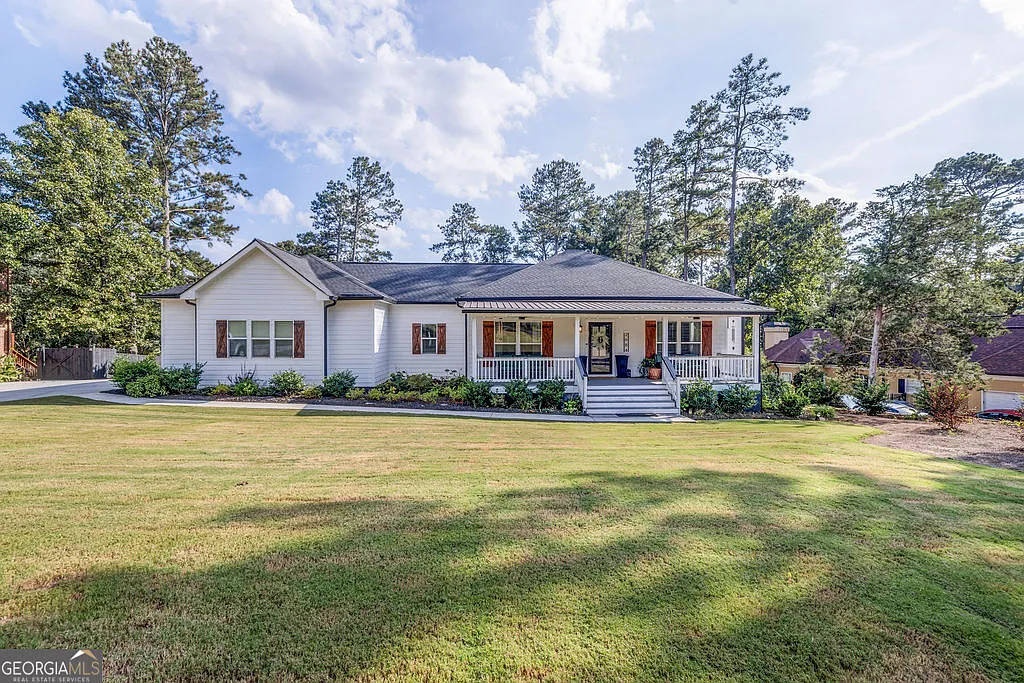 2684 Harvest Dr SE photo 1