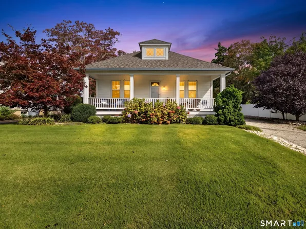 72 Smith Street, East Lyme, CT 06357