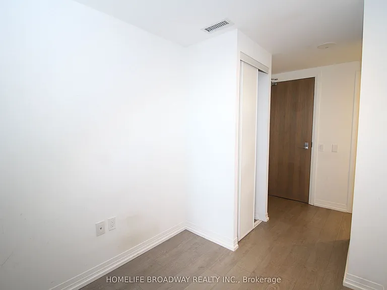 251 Jarvis St #738 — Photo 4