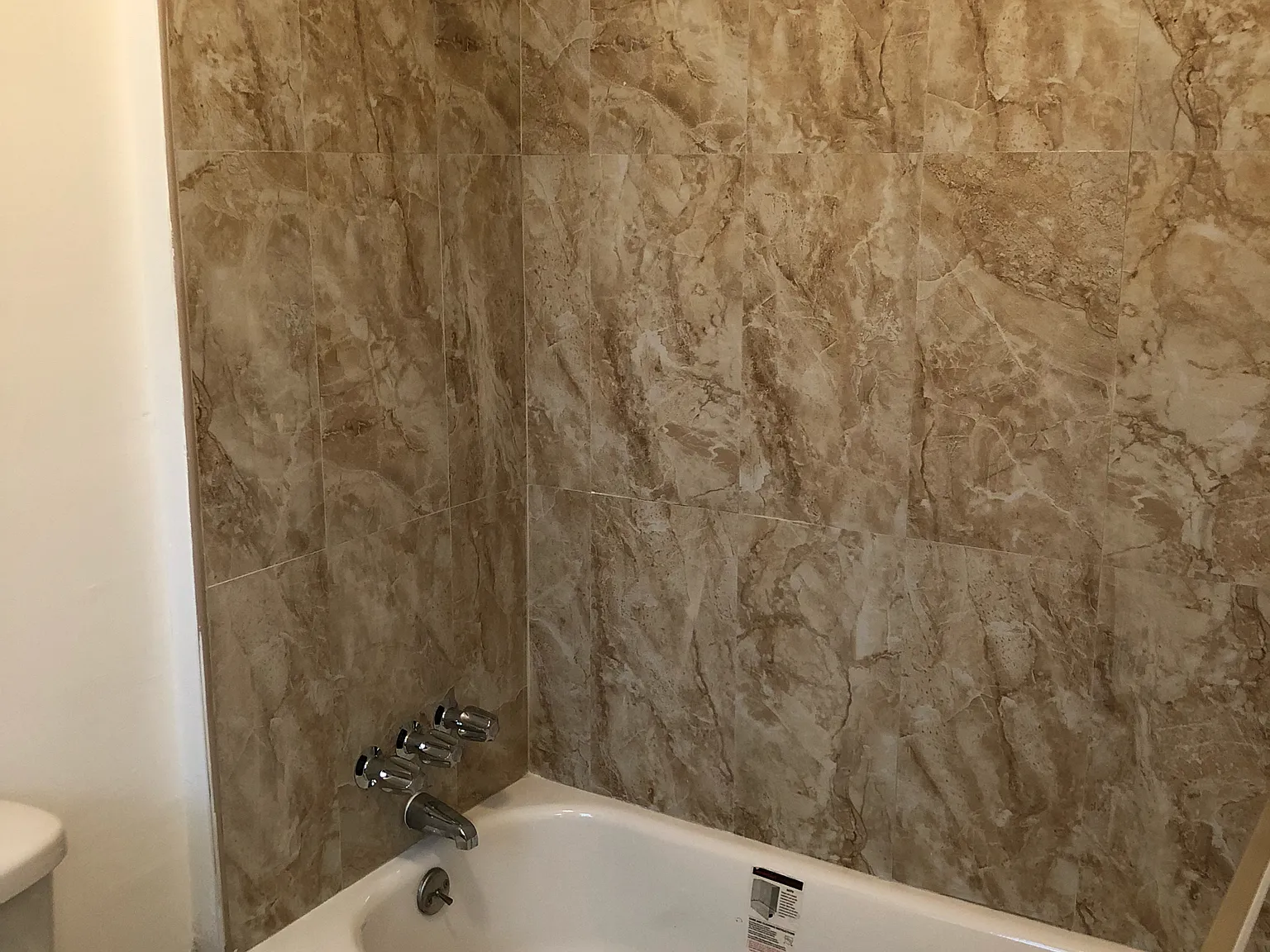 47 N 14th st - 6 — Photo 2