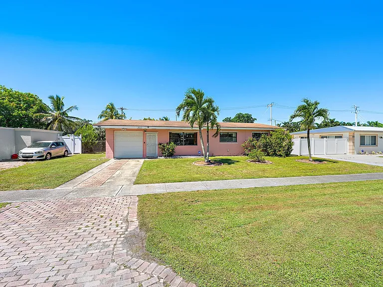 4057 Chukker Dr — Photo 4