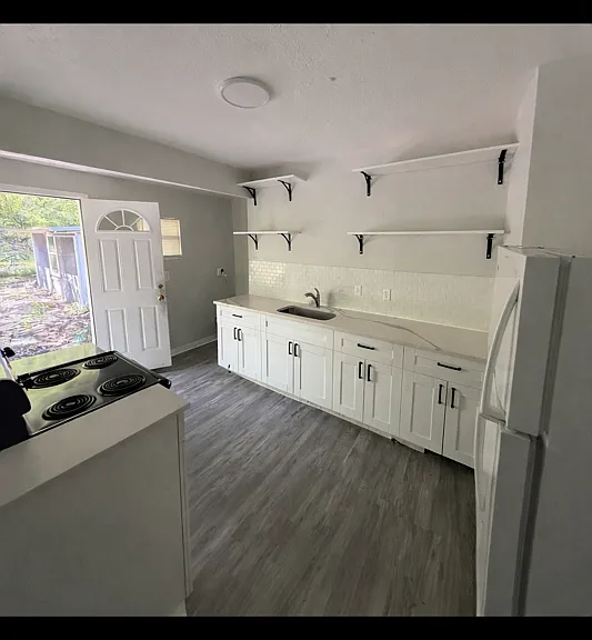 3324 Commonwealth Ave — Photo 10