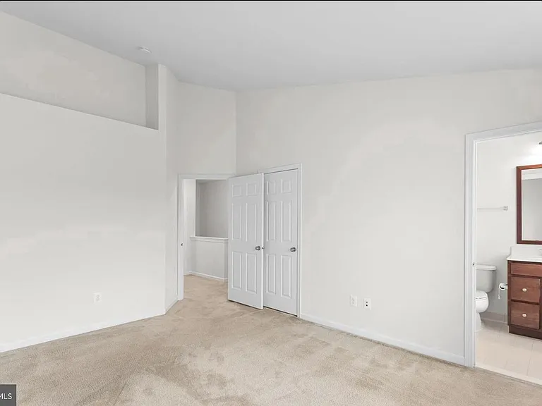 42814 Eggleston Ter — Photo 5