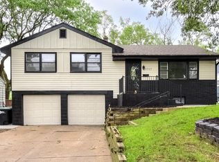 5317 N 47th St, Omaha, NE 68104