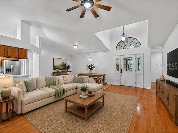 3rd image of 4943 Treasure Cay Rd