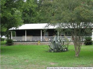 11806 Parkland Dr S, Port Allen, LA 70767