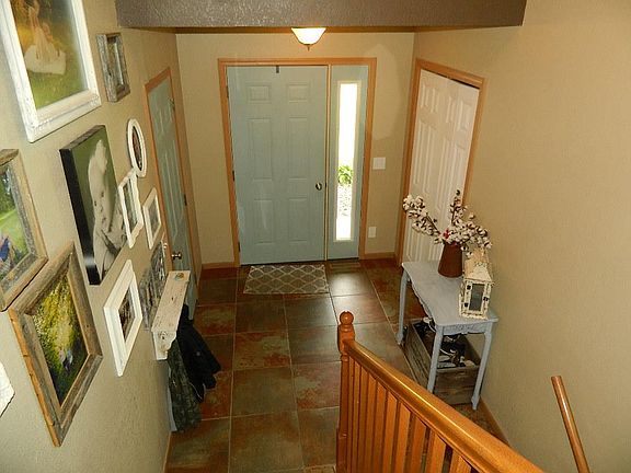 5th image of 2652 Meadowlark Dr