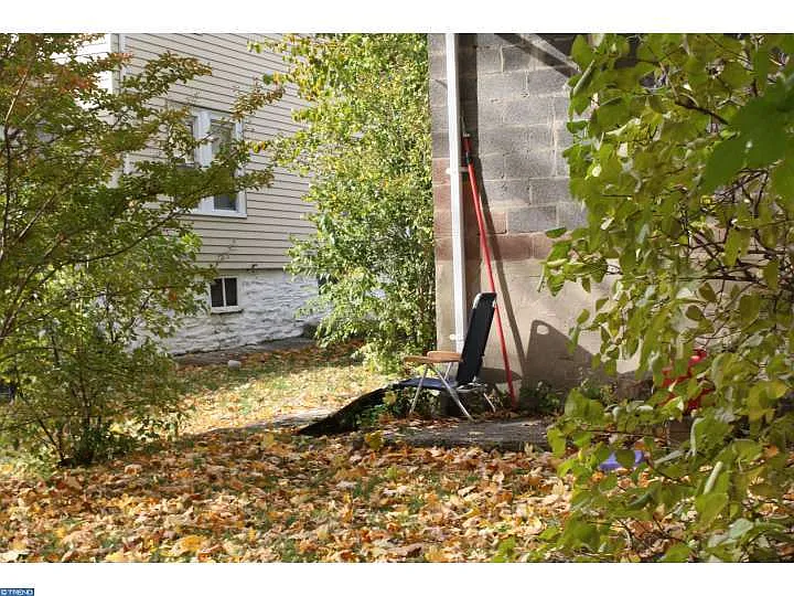109 Egerton Ave photo 1