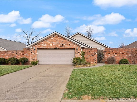 2nd image of 1723 Summerlin Place