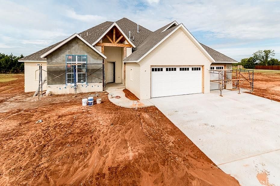 1st image of 4205 Bridge Wood Ln