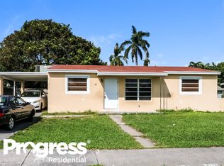 328 Mid Pines Rd, Palm Springs, FL 33461