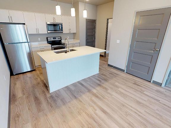 2nd image of 3305 Aurora Ave Unit 102