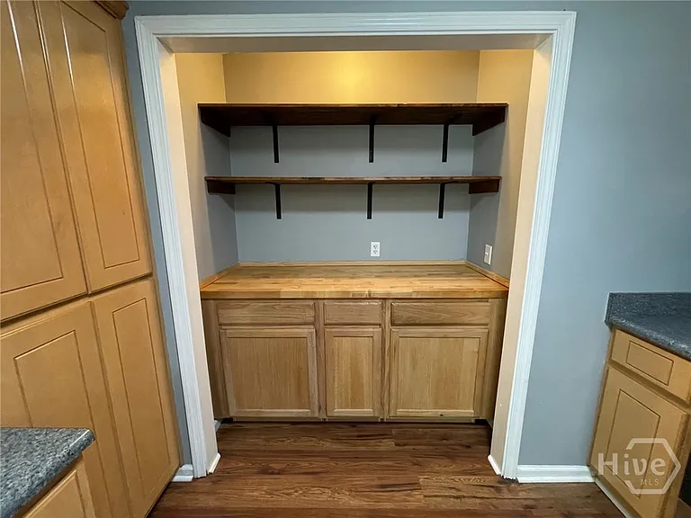 119 Mustang Dr — Photo 16