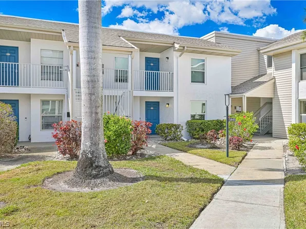 5445 Peppertree Dr APT 9, Fort Myers, FL 33908