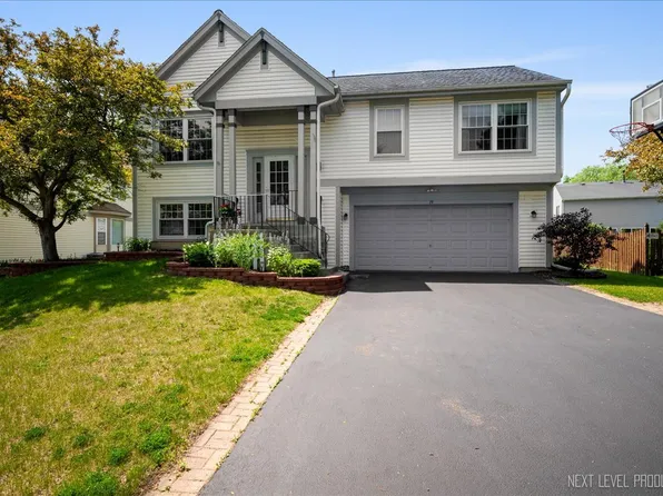 19 Vernon Ct, South Elgin, IL 60177