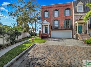 76 Hutchins Ln, Savannah, GA 31410