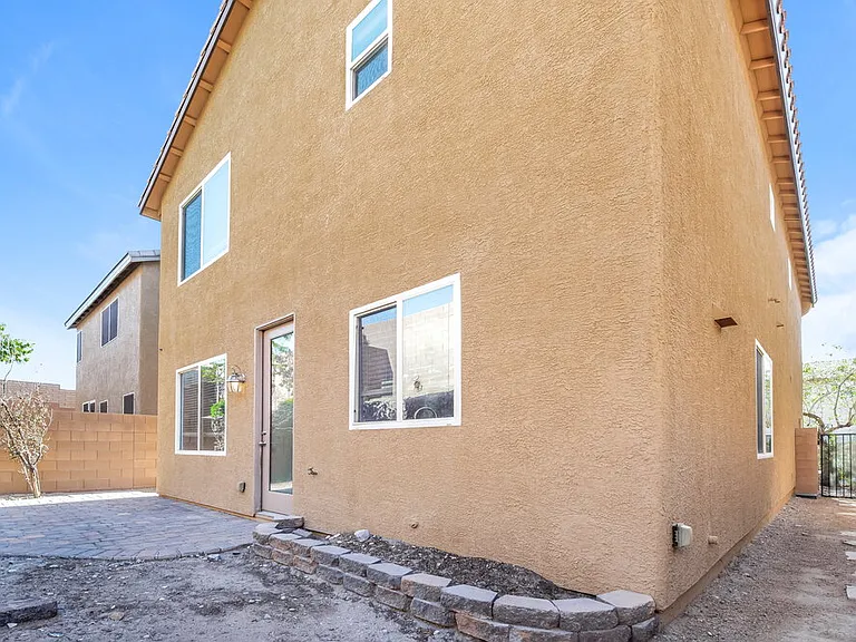 7369 Puddle Duck St — Photo 17