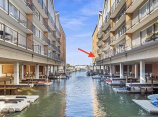 312 Severn Ave APT E105, Annapolis, MD 21403