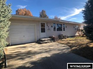 501 S 16th St, Worland, WY 82401