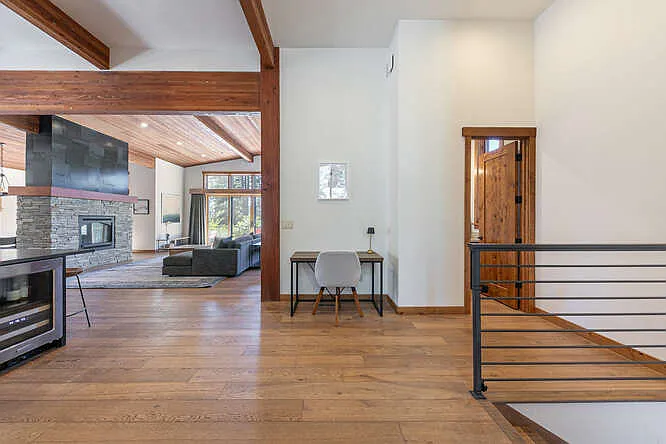 10768 Labelle Ct — Photo 11