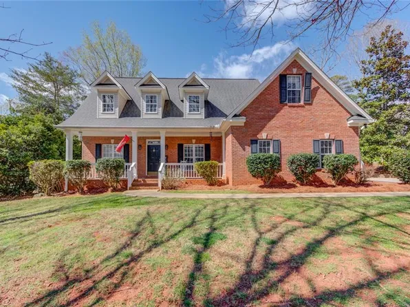 3487 Osceola Trl, Gainesville, GA 30506